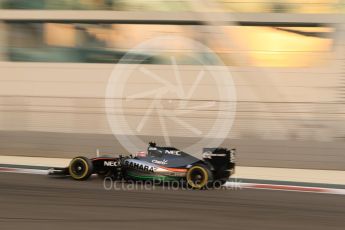 World © Octane Photographic Ltd. Sahara Force India VJM08B – Nico Hulkenberg. Friday 27th November 2015, F1 Abu Dhabi Grand Prix, Practice 2, Yas Marina. Digital Ref: 1478CB7D1866