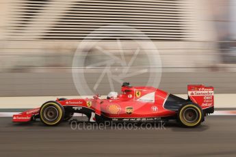 World © Octane Photographic Ltd. Scuderia Ferrari SF15-T– Sebastian Vettel. Friday 27th November 2015, F1 Abu Dhabi Grand Prix, Practice 2, Yas Marina. Digital Ref: 1478CB7D1906