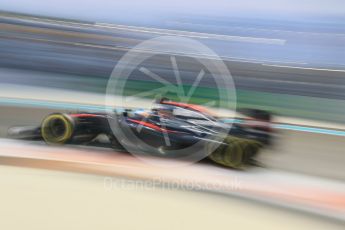 World © Octane Photographic Ltd. McLaren Honda MP4/30 – Fernando Alonso. Friday 27th November 2015, F1 Abu Dhabi Grand Prix, Practice 2, Yas Marina. Digital Ref: 1478CB7D2124