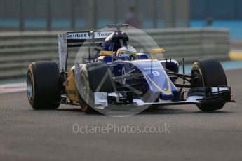 World © Octane Photographic Ltd. Sauber F1 Team C34-Ferrari – Marcus Ericsson. Friday 27th November 2015, F1 Abu Dhabi Grand Prix, Practice 2, Yas Marina. Digital Ref: 1478LB1D7002