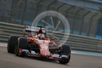 World © Octane Photographic Ltd. Scuderia Ferrari SF15-T– Sebastian Vettel. Friday 27th November 2015, F1 Abu Dhabi Grand Prix, Practice 2, Yas Marina. Digital Ref: 1478LB1D7069