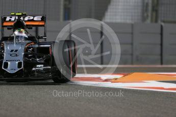 World © Octane Photographic Ltd. Sahara Force India VJM08B – Sergio Perez. Friday 27th November 2015, F1 Abu Dhabi Grand Prix, Practice 2, Yas Marina. Digital Ref: 1478LB1D7454