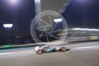 World © Octane Photographic Ltd. Mercedes AMG Petronas F1 W06 Hybrid – Nico Rosberg. Friday 27th November 2015, F1 Abu Dhabi Grand Prix, Practice 2, Yas Marina. Digital Ref: 1478LB1D7985