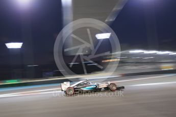 World © Octane Photographic Ltd. Mercedes AMG Petronas F1 W06 Hybrid – Nico Rosberg. Friday 27th November 2015, F1 Abu Dhabi Grand Prix, Practice 2, Yas Marina. Digital Ref: 1478LB1D7985