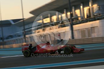 World © Octane Photographic Ltd. Scuderia Ferrari SF15-T– Sebastian Vettel. Friday 27th November 2015, F1 Abu Dhabi Grand Prix, Practice 2, Yas Marina. Digital Ref: 1478LB5D3994