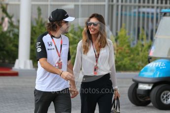 World © Octane Photographic Ltd. Saturday 28th November 2015. Fernando Alonso and girlfriend Lara Alvarez. F1 Practice 3 - Yas Marina, Abu Dhabi. Digital Ref. :