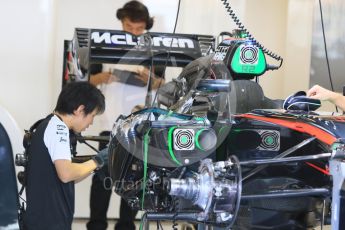 World © Octane Photographic Ltd. McLaren Honda MP4/30. Thursday 26th November 2015, F1 Abu Dhabi Grand Prix, Setup, Yas Marina. Digital Ref: 1472CB7D1107