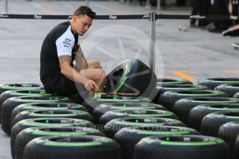 World © Octane Photographic Ltd. McLaren Honda MP4/30. Thursday 26th November 2015, F1 Abu Dhabi Grand Prix, Setup, Yas Marina. Digital Ref: 1472CB7D1115