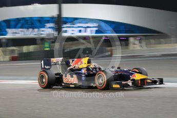 World © Octane Photographic Ltd. Friday 27th November 2015. DAMS – Pierre Gasly. GP2 Qualifying, Yas Marina, Abu Dhabi. Digital Ref. : 1481CB1L5996