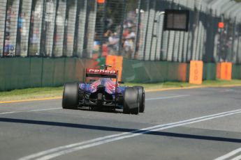 World © Octane Photographic Ltd. Scuderia Toro Rosso STR10 – Carlos Sainz Jnr. Friday 13th March 2015, F1 Australian GP Practice 1, Melbourne, Albert Park, Australia. Digital Ref: 1200LB1D5584