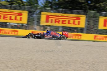 World © Octane Photographic Ltd. Scuderia Toro Rosso STR10 – Max Verstappen Friday 13th March 2015, F1 Australian GP Practice 1, Melbourne, Albert Park, Australia. Digital Ref: 1200LW1L5775