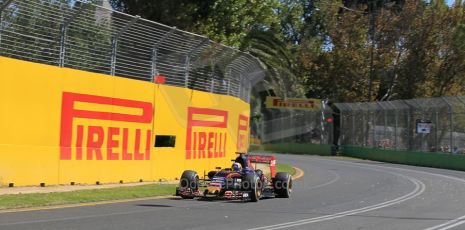 World © Octane Photographic Ltd. Scuderia Toro Rosso STR10 – Carlos Sainz Jnr. Friday 13th March 2015, F1 Australian GP Practice 1, Melbourne, Albert Park, Australia. Digital Ref: 1200LW1L5881