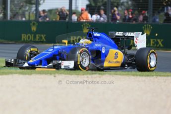 World © Octane Photographic Ltd. Sauber F1 Team C34-Ferrari – Marcus Ericsson. Saturday 14th March 2015, F1 Australian GP Practice 3, Melbourne, Albert Park, Australia. Digital Ref: 1203LB1D7269