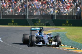 World © Octane Photographic Ltd. Mercedes AMG Petronas F1 W06 Hybrid – Nico Rosberg. Sunday 15th March 2015, F1 Australian GP Race, Melbourne, Albert Park, Australia. Digital Ref: 1209LB1D9614