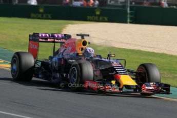 World © Octane Photographic Ltd. Infiniti Red Bull Racing RB11 – Daniel Ricciardo. Sunday 15th March 2015, F1 Australian GP Race, Melbourne, Albert Park, Australia. Digital Ref: 1209LB1D9758