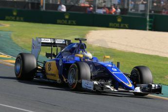 World © Octane Photographic Ltd. Sauber F1 Team C34-Ferrari – Marcus Ericsson. Sunday 15th March 2015, F1 Australian GP Race, Melbourne, Albert Park, Australia. Digital Ref: 1209LB1D9780
