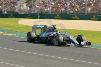 World © Octane Photographic Ltd. Mercedes AMG Petronas F1 W06 Hybrid – Nico Rosberg. Sunday 15th March 2015, F1 Australian GP Race, Melbourne, Albert Park, Australia. Digital Ref: 1209LW1L7357