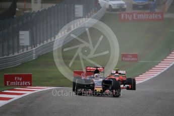 World © Octane Photographic Ltd. Scuderia Toro Rosso STR10 – Max Verstappen. Sunday 25th October 2015, F1 USA Grand Prix Race, Austin, Texas - Circuit of the Americas (COTA). Digital Ref: 1466LB1D2068