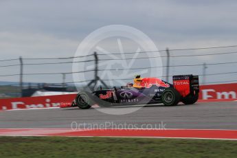 World © Octane Photographic Ltd. Infiniti Red Bull Racing RB11 – Daniil Kvyat. Sunday 25th October 2015, F1 USA Grand Prix Race, Austin, Texas - Circuit of the Americas (COTA). Digital Ref: 1466LB1D2445