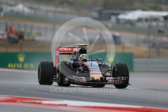 World © Octane Photographic Ltd. Scuderia Toro Rosso STR10 – Carlos Sainz Jnr. Friday 23rd October 2015, F1 USA Grand Prix Practice 1, Austin, Texas - Circuit of the Americas (COTA). Digital Ref: 1460LB1D9420