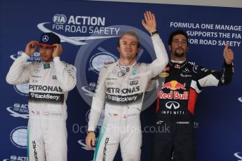 World © Octane Photographic Ltd. Mercedes AMG Petronas F1 W06 Hybrid – Nico Rosberg, followed by team mate Lewis Hamilton and  Infiniti Red Bull Racing RB11 – Daniel Ricciardo. Sunday 25th October 2015, F1 USA Grand Prix Qualifying, Austin, Texas - Circuit of the Americas (COTA). Digital Ref: 1464LB1D1320