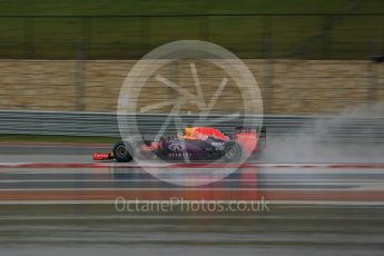 World © Octane Photographic Ltd. Infiniti Red Bull Racing RB11 – Daniel Ricciardo. Sunday 25th October 2015, F1 USA Grand Prix Qualifying, Austin, Texas - Circuit of the Americas (COTA). Digital Ref: 1464LB5D3252