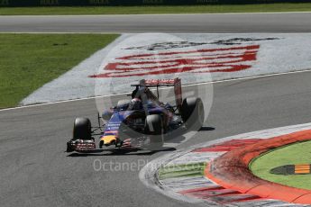 World © Octane Photographic Ltd. Scuderia Toro Rosso STR10 – Max Verstappen. Sunday 6th September 2015, F1 Italian GP Race, Monza, Italy. Digital Ref: 1419LB1D2756