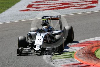 World © Octane Photographic Ltd. Sahara Force India VJM08B – Sergio Perez. Sunday 6th September 2015, F1 Italian GP Race, Monza, Italy. Digital Ref: 1419LB5D9211