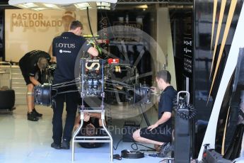 World © Octane Photographic Ltd. Lotus F1 Team E23 Hybrid – Pastor Maldonado. Friday 4th September 2015, F1 Italian GP Pitlane, Monza, Italy. Digital Ref: 1404LB1D8639