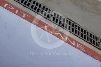 World © Octane Photographic Ltd. Friday 4th September 2015, F1 Italian GP Pitlane, Monza, Italy. Digital Ref: 1404LB1D8681