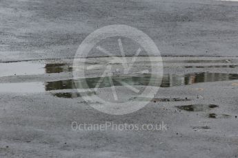 World © Octane Photographic Ltd. Wet track. Friday 25th September 2015, F1 Japanese Grand Prix, Practice 1, Suzuka. Digital Ref: