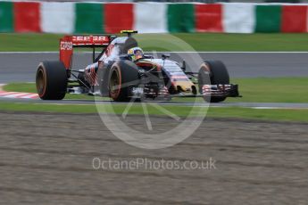 World © Octane Photographic Ltd. Scuderia Toro Rosso STR10 – Carlos Sainz Jnr. Saturday 26th September 2015, F1 Japanese Grand Prix, Practice 3, Suzuka. Digital Ref: