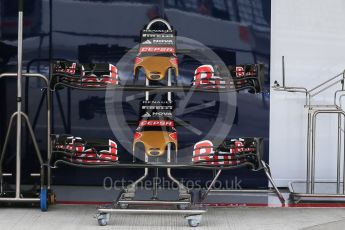 World © Octane Photographic Ltd. Scuderia Toro Rosso STR10 – Alternate front wings. Saturday 26th September 2015, F1 Japanese Grand Prix, Practice 3, Suzuka. Digital Ref:
