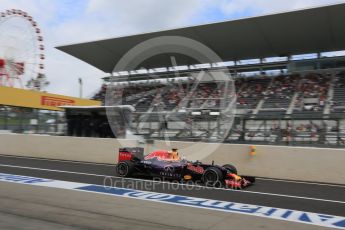 World © Octane Photographic Ltd. Infiniti Red Bull Racing RB11 – Daniel Ricciardo. Saturday 26th September 2015, F1 Japanese Grand Prix, Practice 3, Suzuka. Digital Ref: