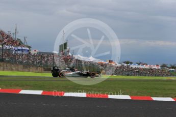 World © Octane Photographic Ltd. Mercedes AMG Petronas F1 W06 Hybrid – Lewis Hamilton. Saturday 26th September 2015, F1 Japanese Grand Prix, Qualifying, Suzuka. Digital Ref:
