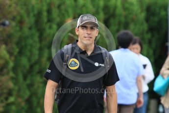 World © Octane Photographic Ltd. Lotus F1 Team E23 Hybrid – Pastor Maldonado. Sunday 27th September 2015, F1 Japanese Grand Prix, Setup, Suzuka. Digital Ref: 1448CB7D7647