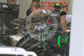 World © Octane Photographic Ltd. McLaren Honda MP4/30. Thursday 24th September 2015, F1 Japanese Grand Prix, Setup, Suzuka. Digital Ref: 1439CB7D4309