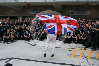 World © Octane Photographic Ltd. Mercedes AMG Petronas F1 team – Lewis Hamilton, celebrate on winning the USA GP, with enough points to take the World Drovers Championship (WDC) Sunday 25th October 2015, F1 USA Grand Prix, Austin, Texas - Circuit of the Americas (COTA). Digital Ref: 1468LB1D3113