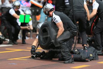 World © Octane Photographic Ltd. McLaren Honda MP4/30 - pit team. Saturday 23rd May 2015, F1 Practice 3, Monte Carlo, Monaco. Digital Ref: 1281LB1D6218