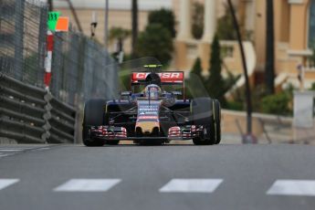 World © Octane Photographic Ltd. Scuderia Toro Rosso STR10 – Carlos Sainz Jnr. Thursday 21st May 2015, F1 Practice 1, Monte Carlo, Monaco. Digital Ref: 1272LB1D3528