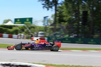World © Octane Photographic Ltd. Infiniti Red Bull Racing RB11 – Daniel Ricciardo. Saturday 6th June 2015, F1 Canadian GP Qualifying, Circuit Gilles Villeneuve, Montreal, Canada. Digital Ref: 1296LB1D1788