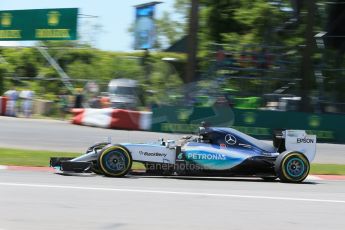 World © Octane Photographic Ltd. Mercedes AMG Petronas F1 W06 Hybrid – Lewis Hamilton. Saturday 6th June 2015, F1 Canadian GP Qualifying, Circuit Gilles Villeneuve, Montreal, Canada. Digital Ref: 1296LB1D1867