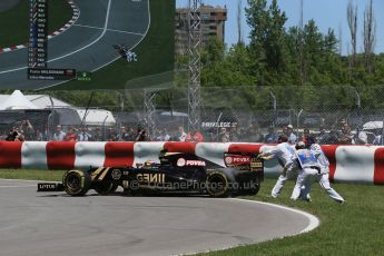 World © Octane Photographic Ltd. Lotus F1 Team E23 Hybrid – Pastor Maldonado. Saturday 6th June 2015, F1 Canadian GP Qualifying, Circuit Gilles Villeneuve, Montreal, Canada. Digital Ref: 1296LB1D2160