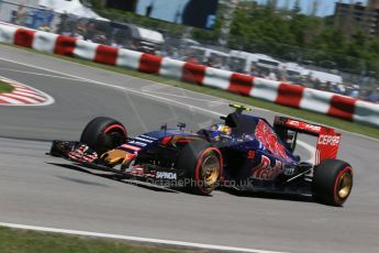 World © Octane Photographic Ltd. Scuderia Toro Rosso STR10 – Carlos Sainz Jnr. Saturday 6th June 2015, F1 Canadian GP Qualifying, Circuit Gilles Villeneuve, Montreal, Canada. Digital Ref: 1296LB1D2354
