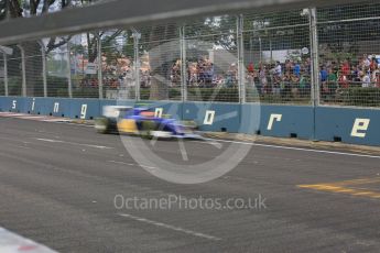 World © Octane Photographic Ltd. Sauber F1 Team C34-Ferrari – Felipe Nasr. Friday 18th September 2015, F1 Singapore Grand Prix Practice 1, Marina Bay. Digital Ref: