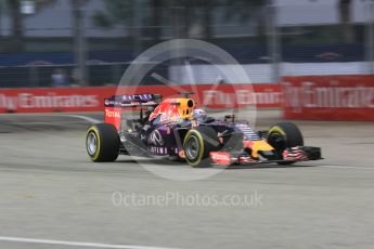 World © Octane Photographic Ltd. Infiniti Red Bull Racing RB11 – Daniel Ricciardo. Friday 18th September 2015, F1 Singapore Grand Prix Practice 1, Marina Bay. Digital Ref: