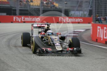 World © Octane Photographic Ltd. Lotus F1 Team E23 Hybrid – Romain Grosjean. Friday 18th September 2015, F1 Singapore Grand Prix Practice 1, Marina Bay. Digital Ref: