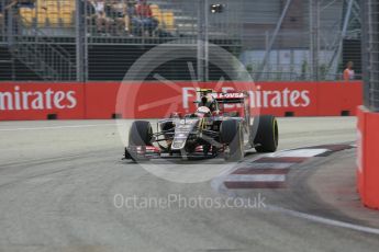 World © Octane Photographic Ltd. Lotus F1 Team E23 Hybrid – Pastor Maldonado. Friday 18th September 2015, F1 Singapore Grand Prix Practice 1, Marina Bay. Digital Ref: