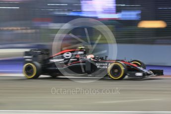 World © Octane Photographic Ltd. McLaren Honda MP4/30 - Jenson Button. Friday 18th September 2015, F1 Singapore Grand Prix Practice 2, Marina Bay. Digital Ref: 1429CB5D0384
