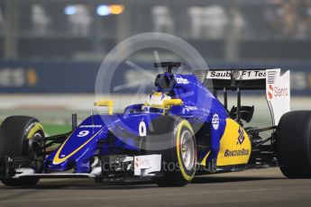 World © Octane Photographic Ltd. Sauber F1 Team C34-Ferrari – Marcus Ericsson. Friday 18th September 2015, F1 Singapore Grand Prix Practice 2, Marina Bay. Digital Ref: 1429CB7D0441